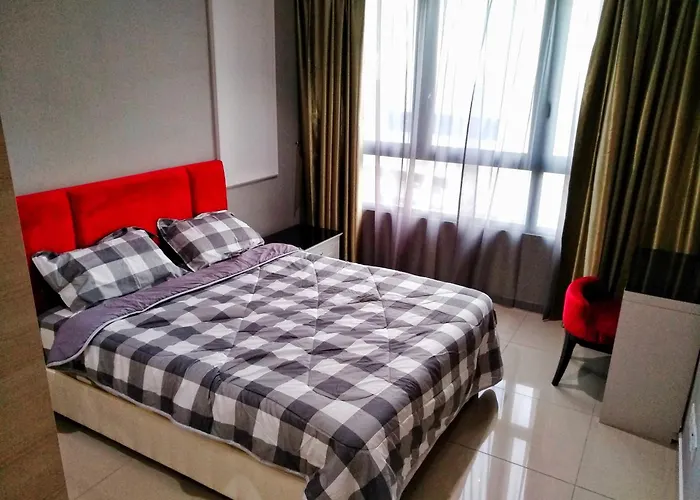 Happy Holiday,I-Soho, I-City, Shah Alam ,Free Wifi & Parking