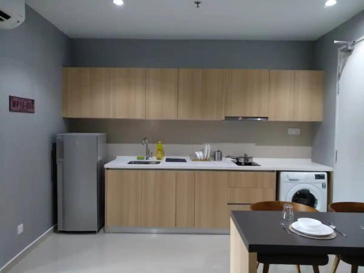 Happy Holiday,i-soho, I-city, ,free Wifi & Parking Apartment Shah Alam