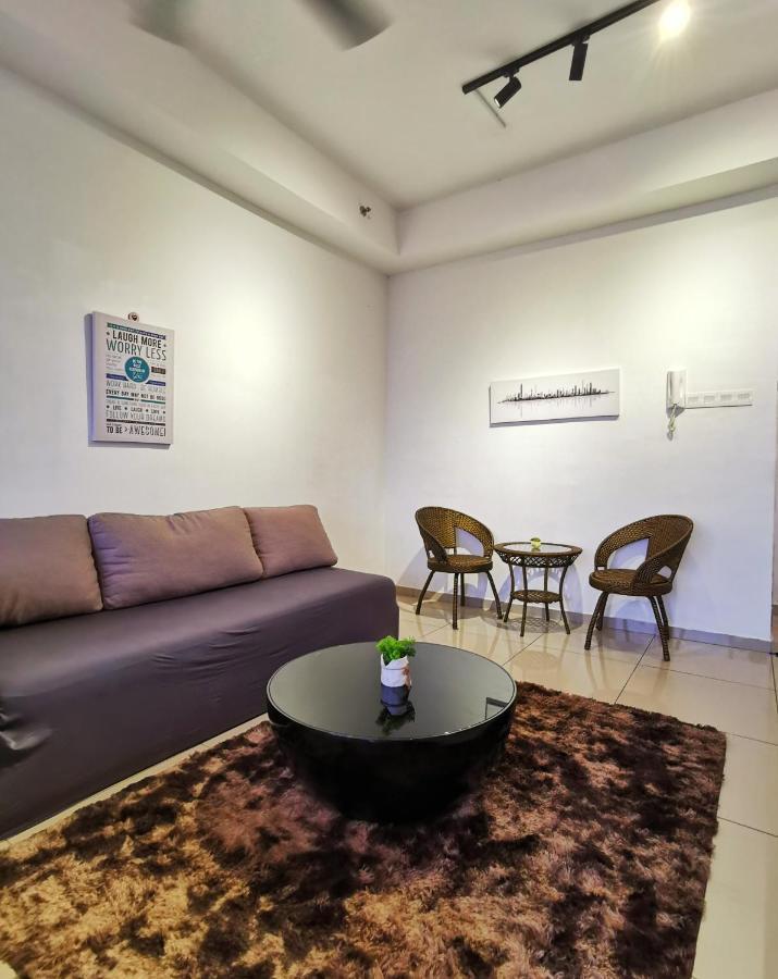 Apartment Happy Holiday,i-soho, I-city, ,free Wifi & Parking Shah Alam