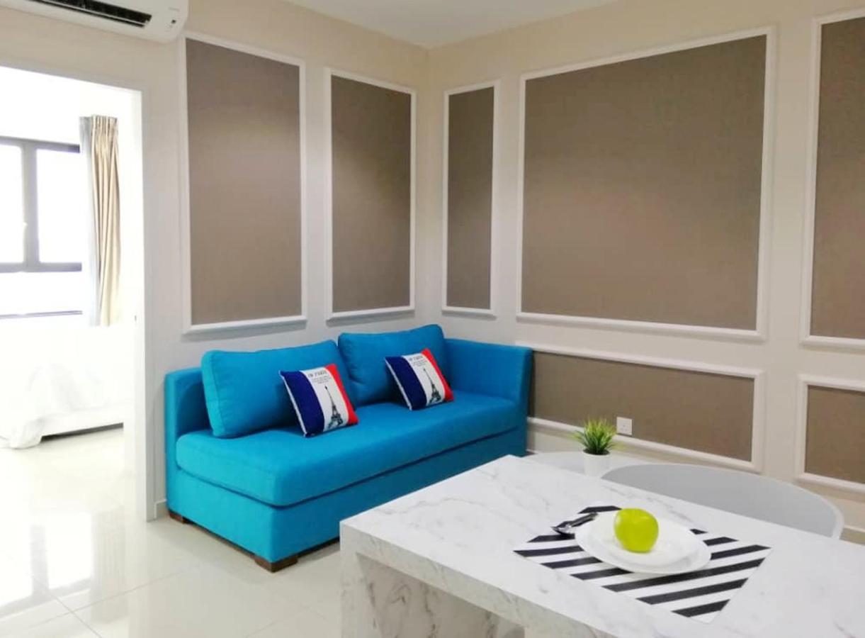 Happy Holiday,i-soho, I-city, ,free Wifi & Parking Apartment Shah Alam